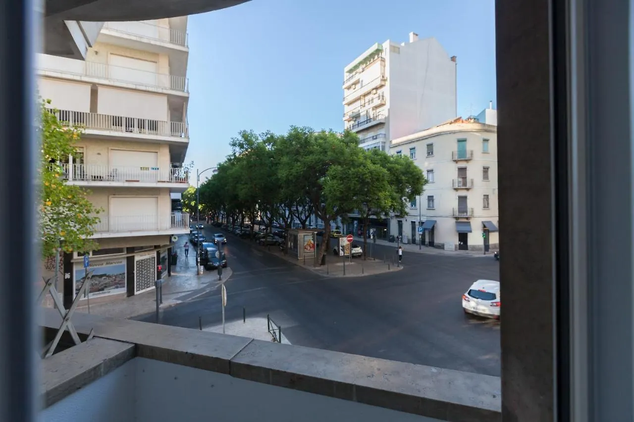 Flh Gulbenkian Apartment With Balcony Lisbon