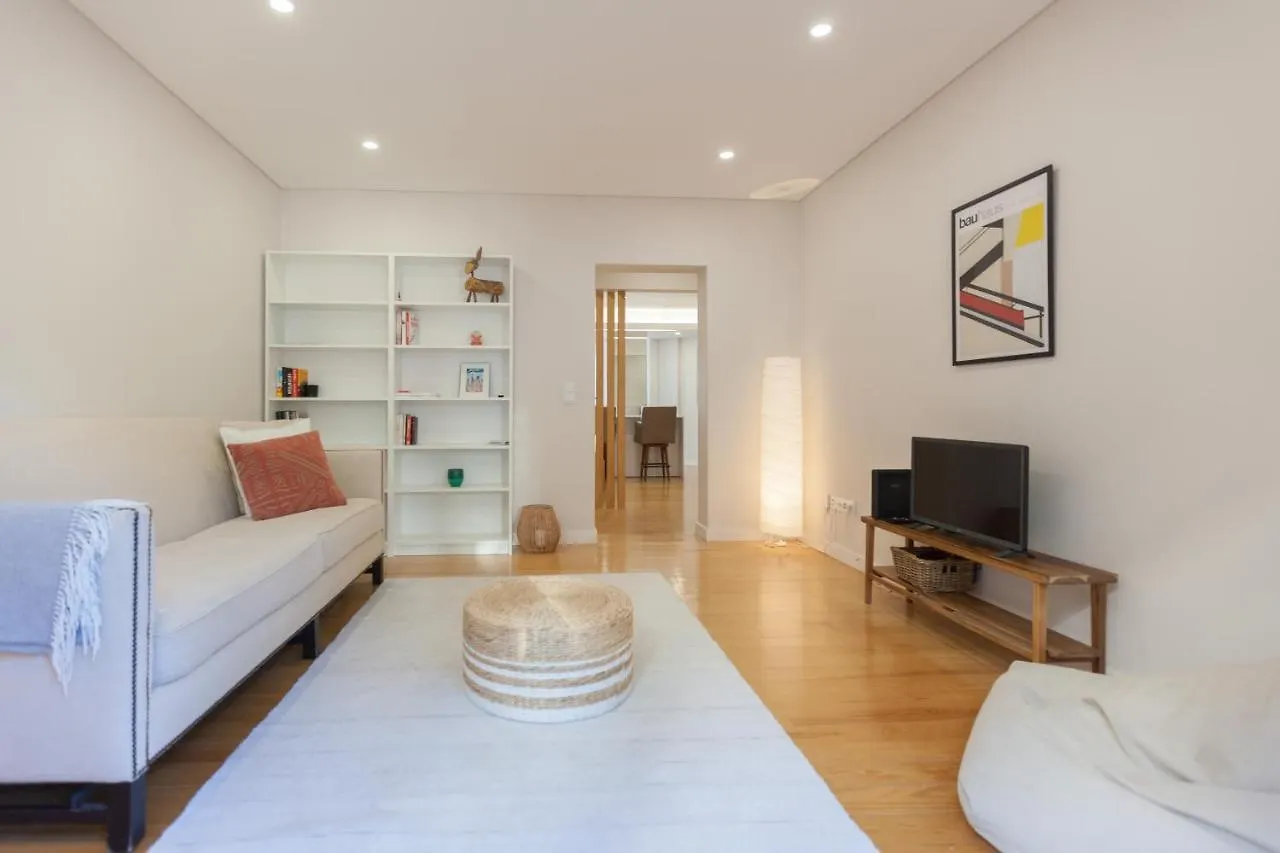 Flh Gulbenkian Apartment With Balcony Lisboa Portugal