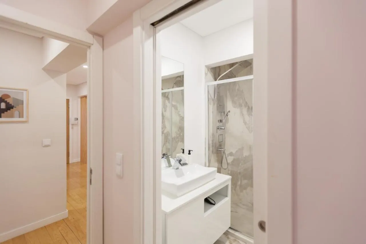 Flh Gulbenkian Apartment With Balcony Lisboa
